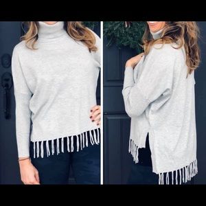 Light gray tassel sweatshirt